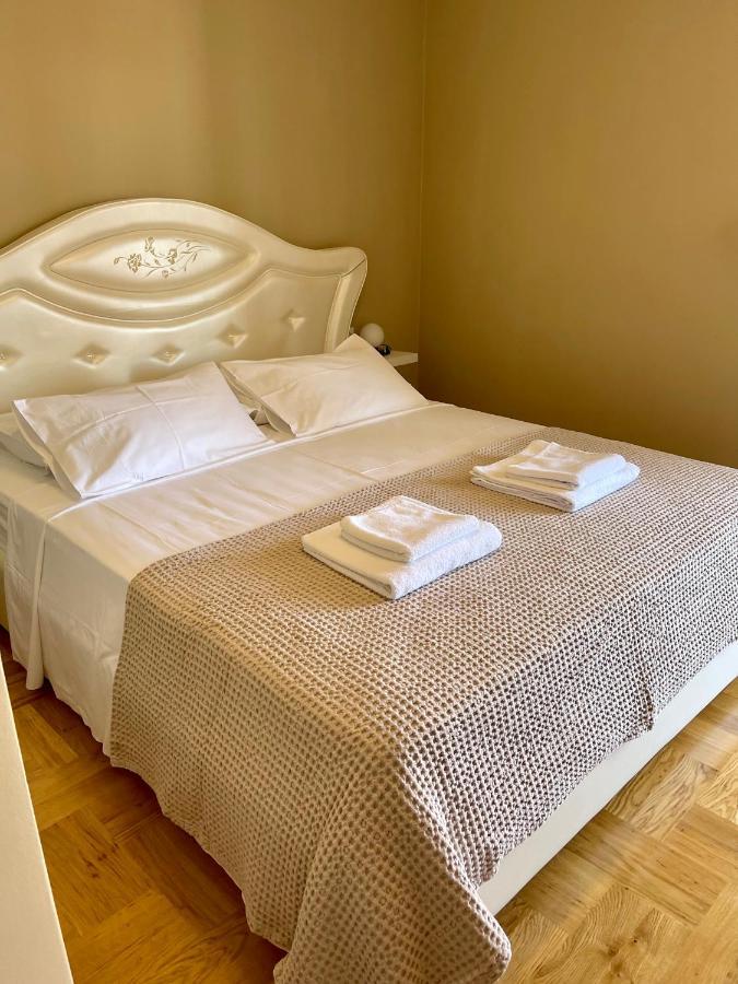 Apartments Prestige Petrcane Luaran gambar