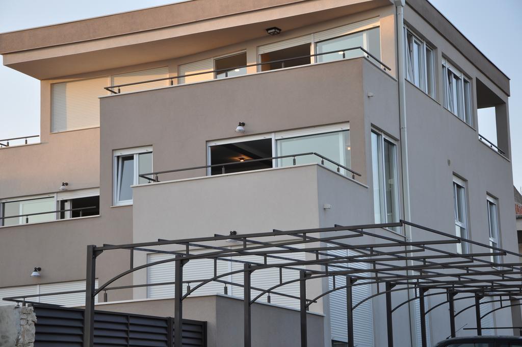 Apartments Prestige Petrcane Luaran gambar