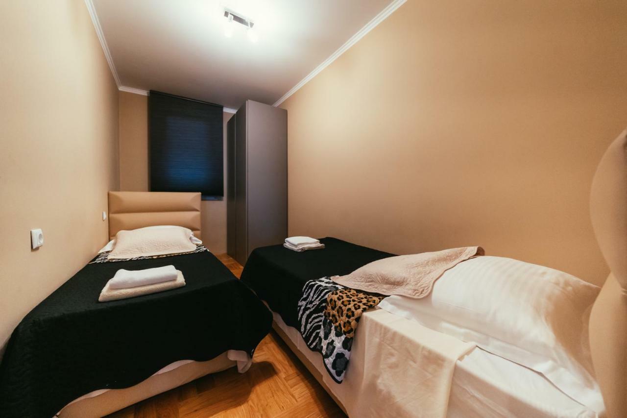 Apartments Prestige Petrcane Luaran gambar